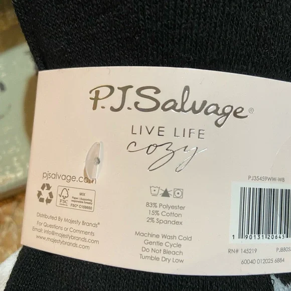 PJ Salvage Black and White Ruffle Socks - Picture 6 of 6